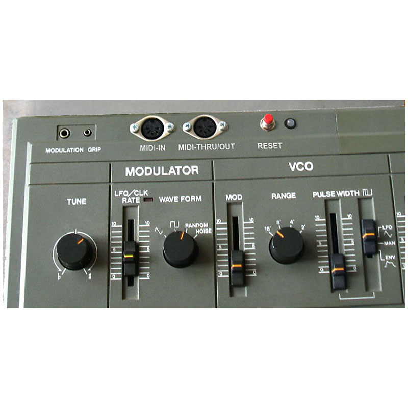 SH101-M: Roland SH-101 MIDI Interface